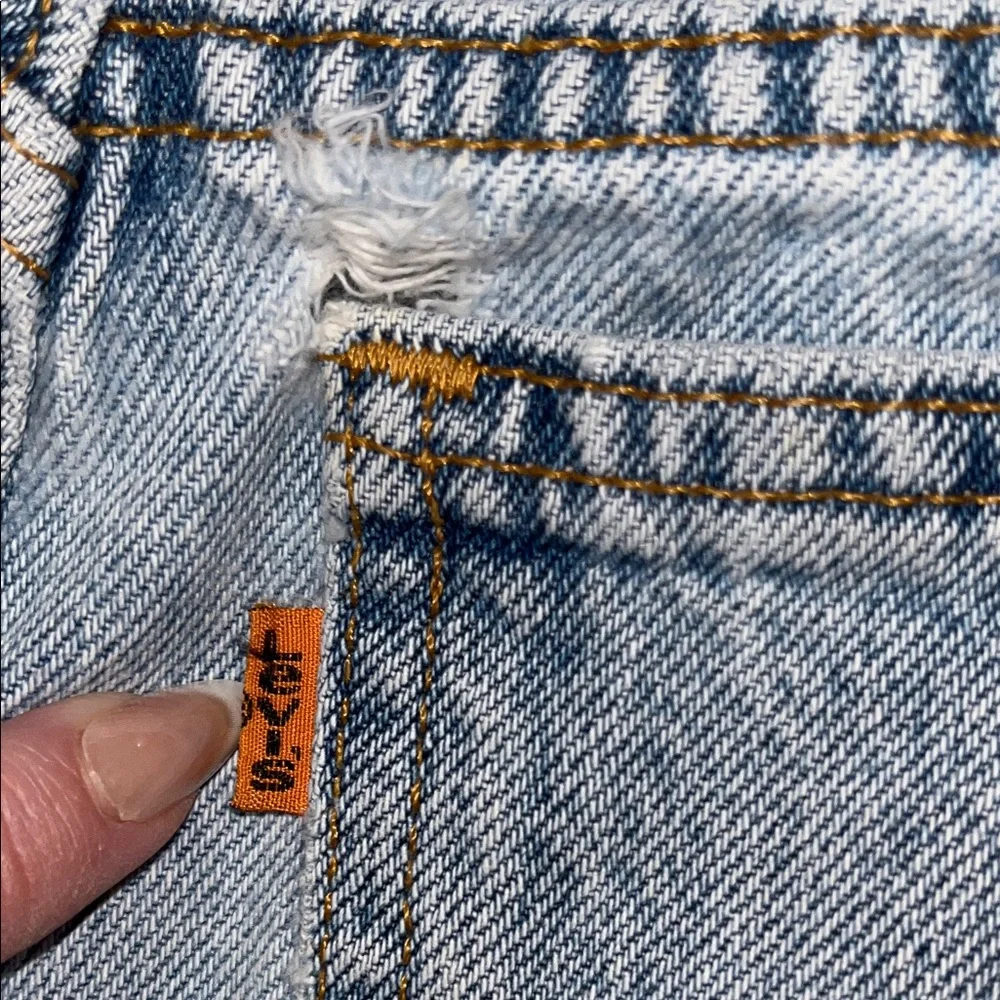 Vintage Levi's 967 Orange Tab Relaxed Fit Light Blue Denim Shorts Size 7